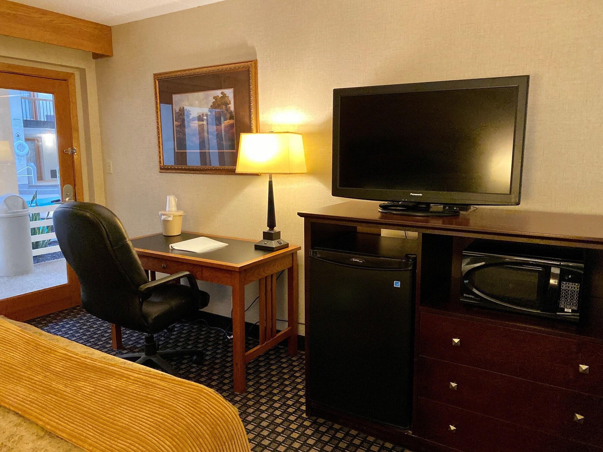 Ramkota Hotel Pierre Ngoại thất bức ảnh