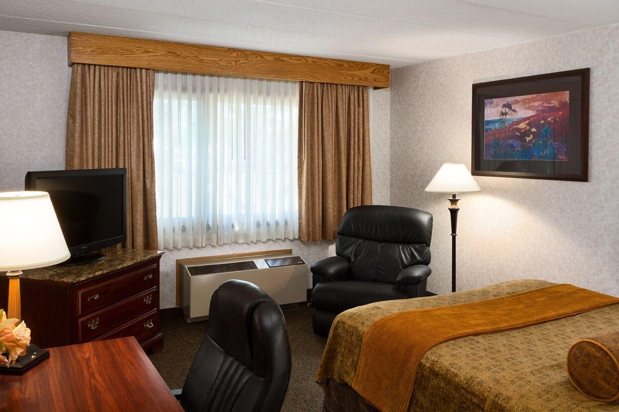 Ramkota Hotel Pierre Ngoại thất bức ảnh